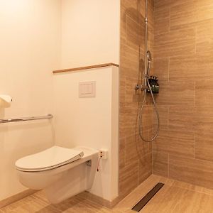 Chambre Accessible aux Personnes à Mobilité Réduite Supérieure Lit King-Size